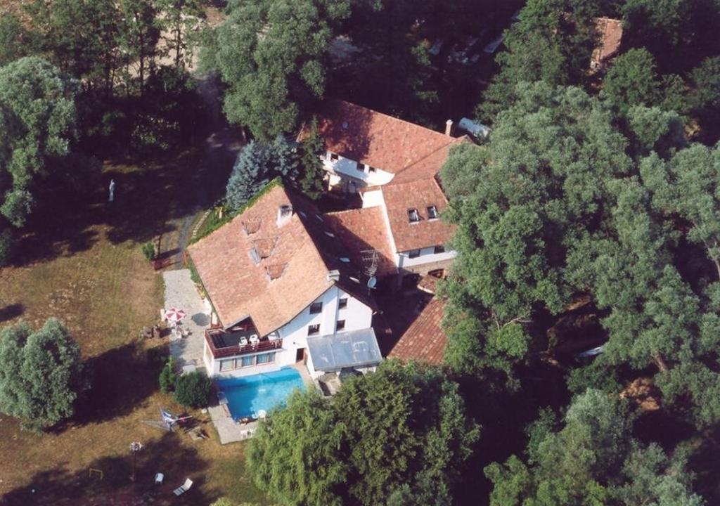 Отель Malom Tanya Panzio Zalacseb Экстерьер фото
